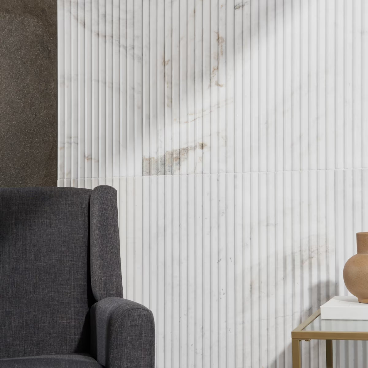 Carver Alaska White Peak