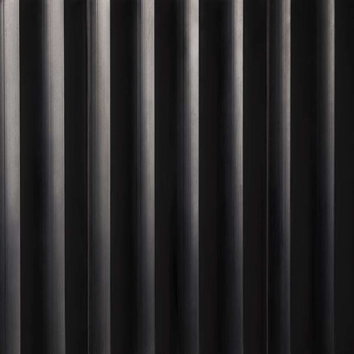 Carver Black Jade Fluted