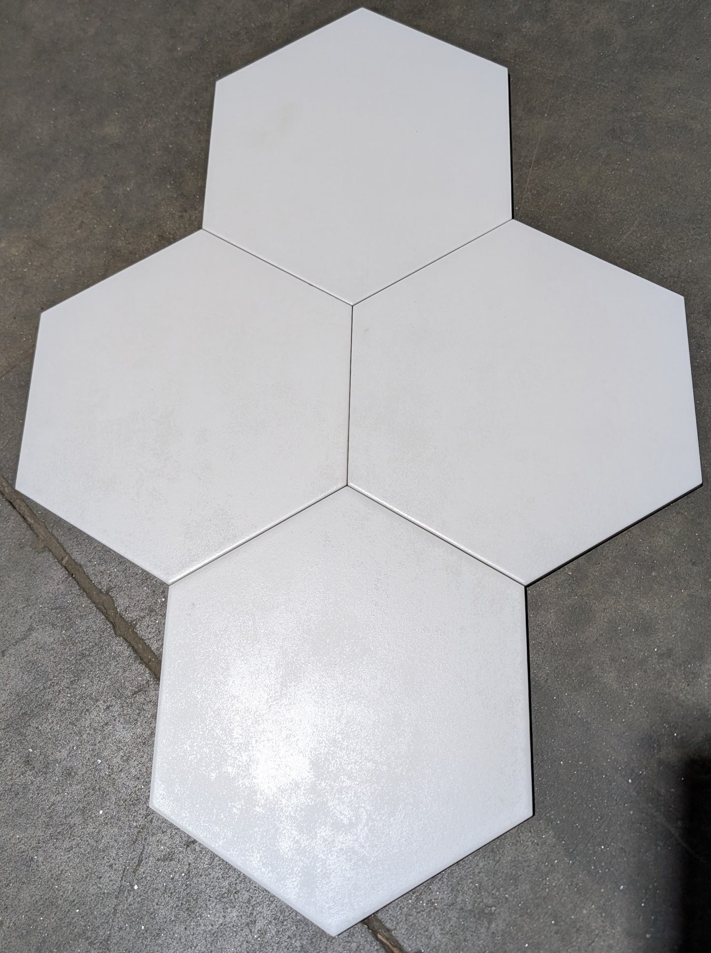 Carrollton White 9in. Hexagon
