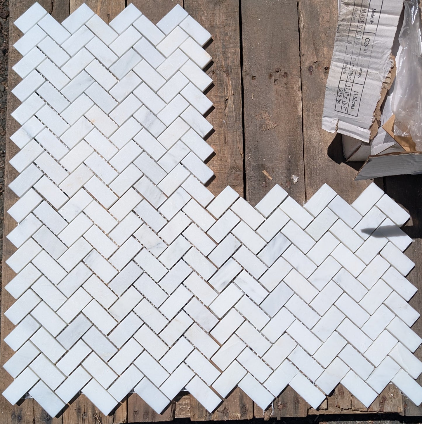 Eastern White Herringbone Honed Mosaic