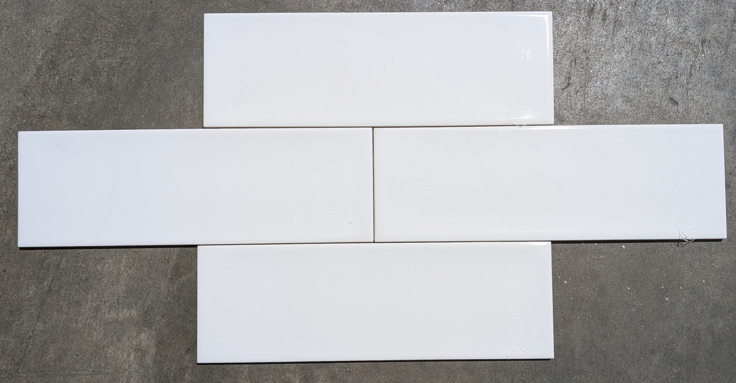 Undulated White 4X12 Gloss