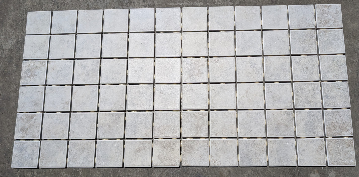 Gris Perle 2X2 Mosaic