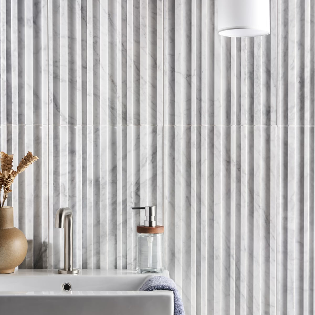 Carver Carrara Barcode